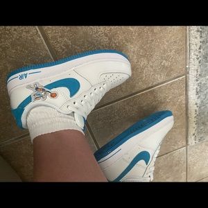 brand new air force ones loony tunes